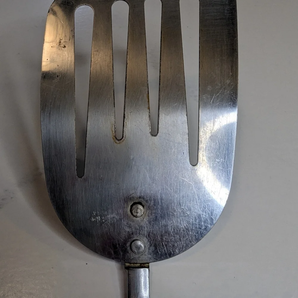 Foley Vintage Slotted Spatula Chrome Plated Angled Black Handle USA 13” Flipper